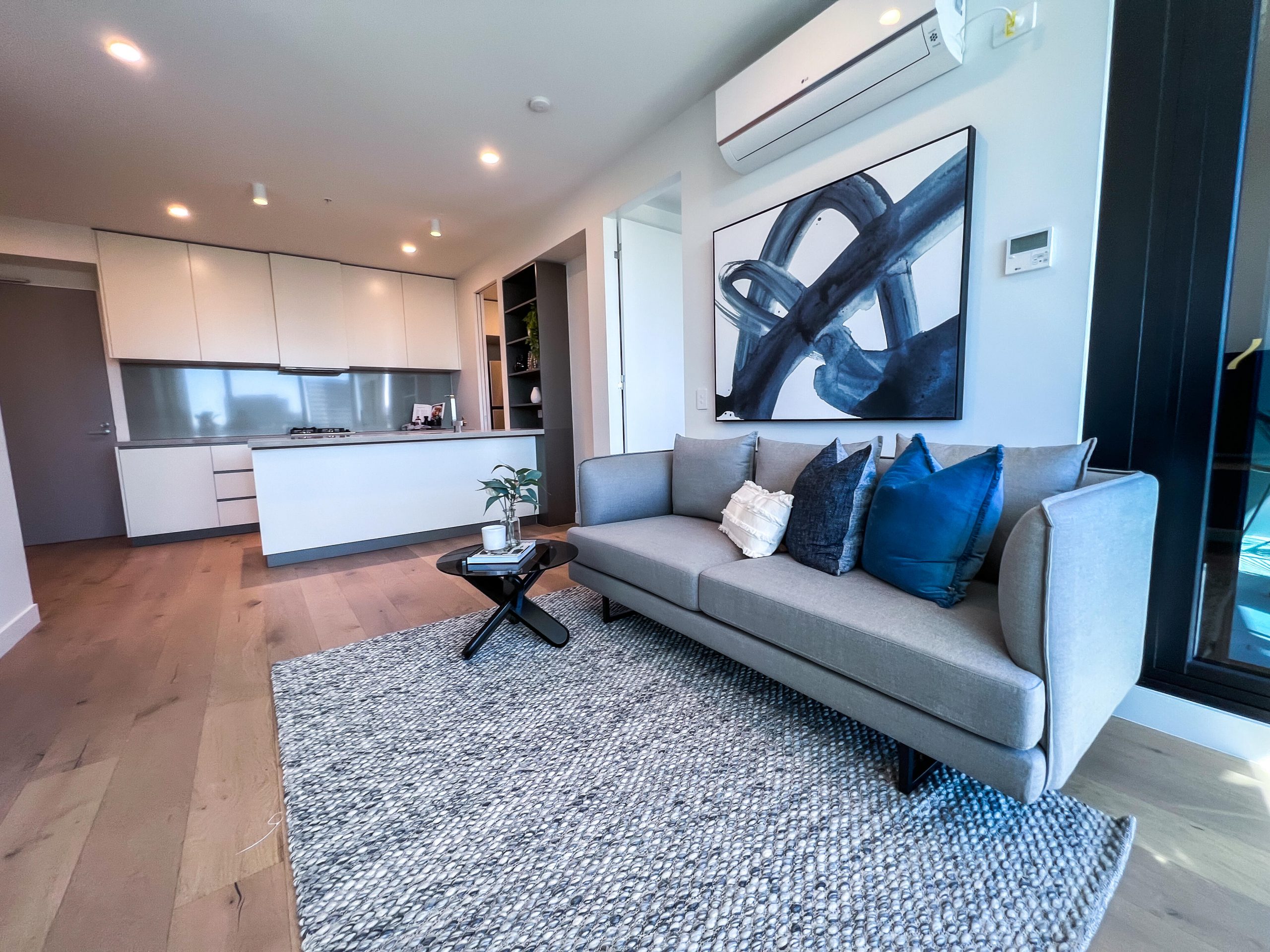 Two Bedroom Apartment - Aspire - Melbourne